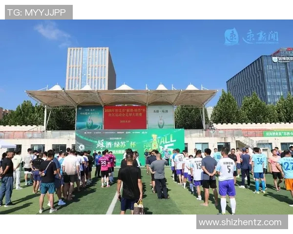 足球明星们的时尚选择谁在场上穿着足球中筒袜引领潮流